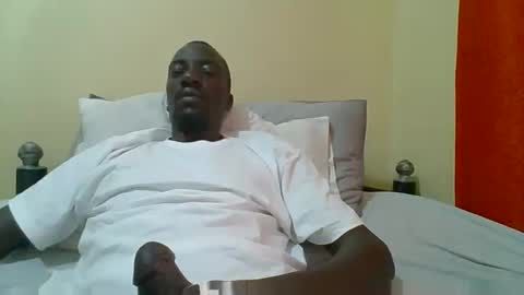 Zlatann2012 online show from 10/01/25, 05:24