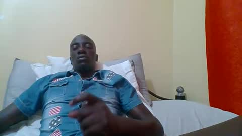 Zlatann2012 online show from 10/03/25, 04:59