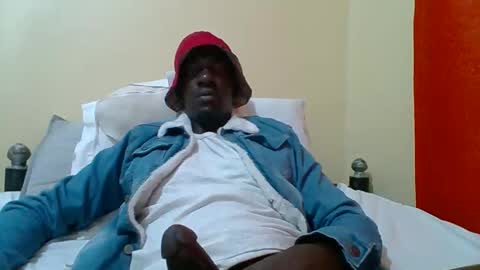 Zlatann2012 online show from 10/08/25, 09:34