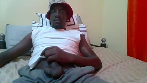 Zlatann2012 online show from 10/18/25, 11:00