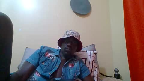 Zlatann2012 online show from 10/25/25, 11:54