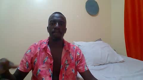 Zlatann2012 online show from 11/16/25, 09:42