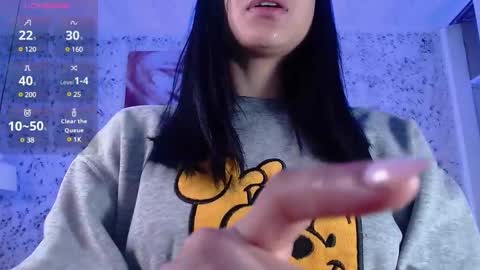 Snapshot of zoe_babygiirl chatting on 01/05/25, 01:26 Salome online show from 01/05/25, 01:26