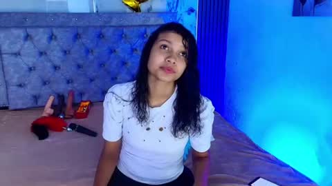 Zoe Blake online show from 06/17/26, 03:53