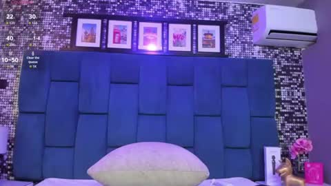 zoe_blosson online show from 07/12/26, 07:05