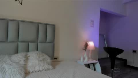 zoe_dear online show from 03/10/26, 06:57