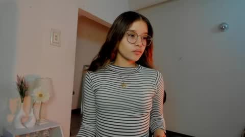 zoe_dear online show from 05/01/26, 11:09