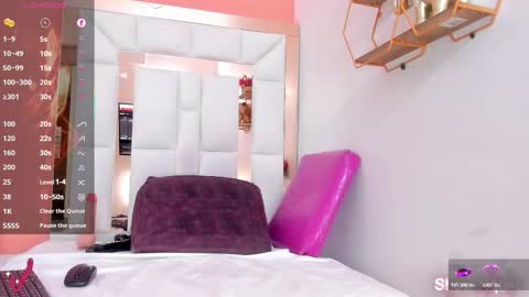 Zoe  online show from 02/05/26, 11:48