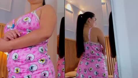 Snapshot of zoe_foster4 chatting on 10/04/25, 12:47 ZOE online show from 10/04/25, 12:47