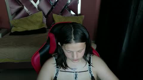 zoe online show from 05/28/26, 12:35