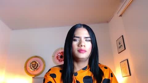 zoe_hecate online show from 07/06/26, 10:34