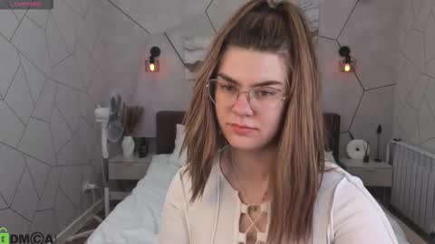 Snapshot of zoe_j0y chatting on 02/20/26, 06:26 Zoe online show from 02/20/26, 06:26