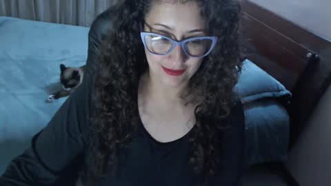 Zoe Koller online show from 09/24/25, 11:19