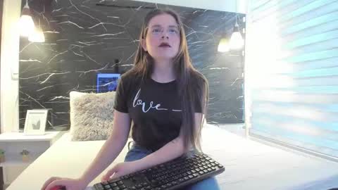 Zoe online show from 01/17/26, 11:37