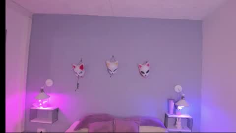 Snapshot of zoe_lynch_ chatting on 10/17/25, 11:35 Zoe Lynch online show from 10/17/25, 11:35