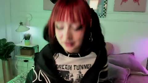 Zoe Lynch online show from 05/11/26, 03:29
