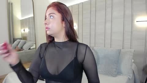 zoe_mhendez online show from 02/07/26, 12:20