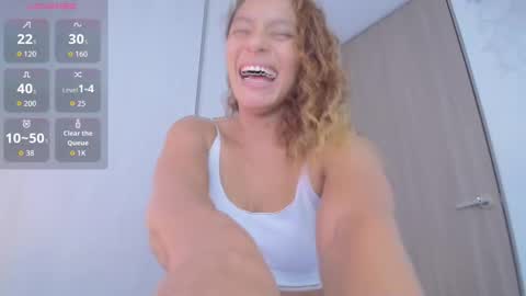 zoe online show from 11/22/25, 08:19