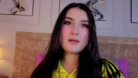 zoe_moon__ online show from 06/16/26, 08:55