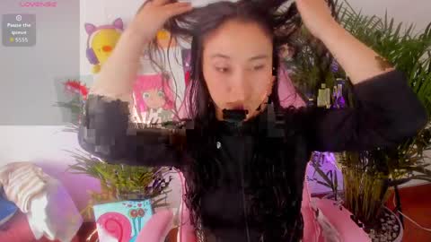 zoe_ray_y online show from 04/06/26, 08:21