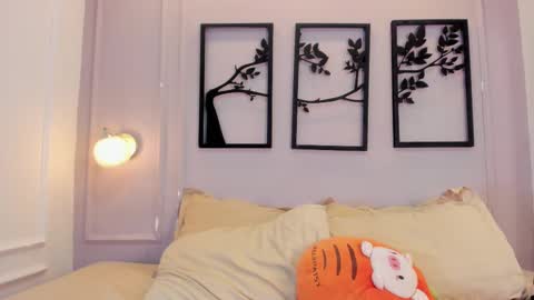 Zoe online show from 11/22/25, 03:16