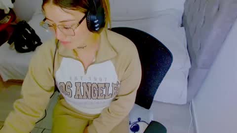 ZOE online show from 09/16/25, 06:42