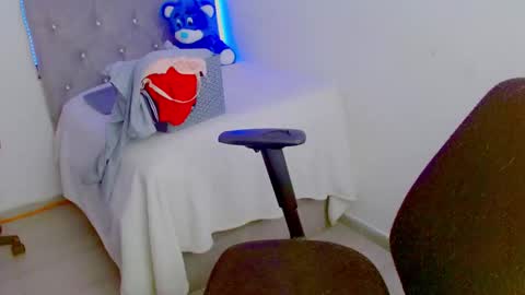 ZOE online show from 09/26/25, 07:18