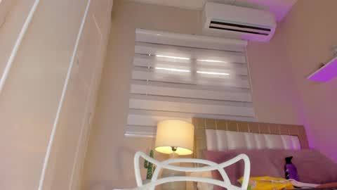 Snapshot of zoe_sky_ chatting on 01/09/25, 02:40 Hi guys i am Zoe online show from 01/09/25, 02:40