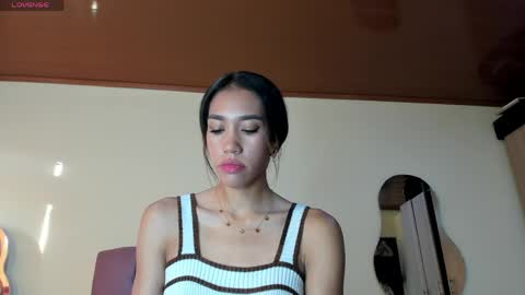 Zoe online show from 04/27/26, 10:19