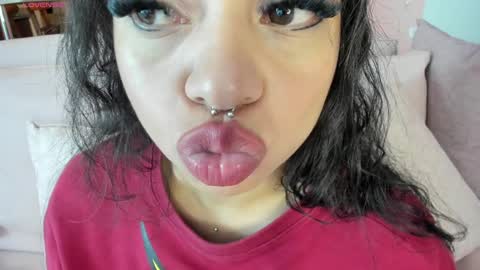 zoe_sullivan_ online show from 01/09/25, 09:06