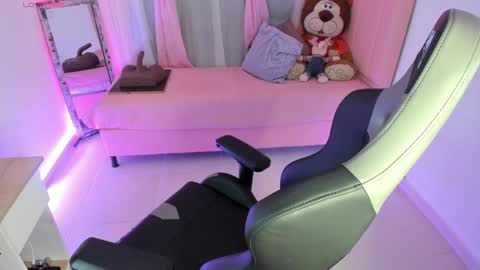 zoe_sullivan_ online show from 01/25/25, 09:15