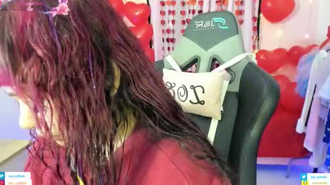 zoe_sullivan_ online show from 02/16/26, 09:27