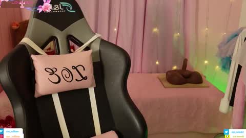 zoe_sullivan_ online show from 03/16/26, 09:13