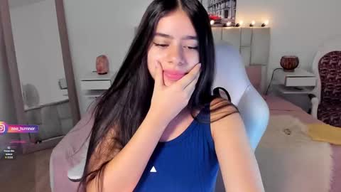 Snapshot of zoe_turnner_18 chatting on 09/18/25, 11:34 Zoe online show from 09/18/25, 11:34