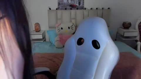 Snapshot of zoe_turnner_18 chatting on 09/30/25, 11:37 Zoe online show from 09/30/25, 11:37