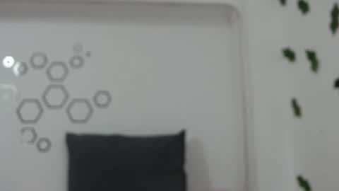 Snapshot of zoe_velvet chatting on 09/18/25, 11:18 Carolina online show from 09/18/25, 11:18