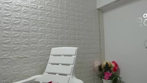 Snapshot of zoe_velvet chatting on 09/21/25, 09:49 Carolina online show from 09/21/25, 09:49