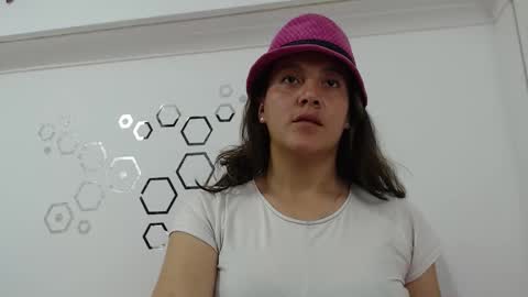 Snapshot of zoe_velvet chatting on 10/16/25, 10:22 Carolina online show from 10/16/25, 10:22