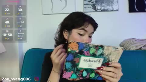 Snapshot of zoe_wang chatting on 11/20/25, 01:33 Zoe online show from 11/20/25, 01:33