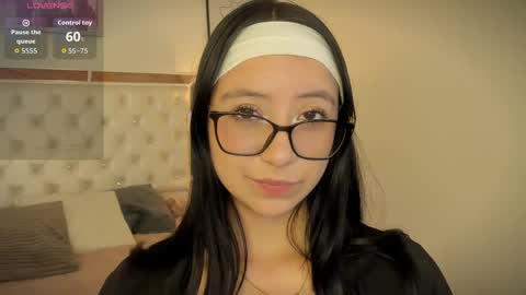 Zoe online show from 05/22/26, 09:31