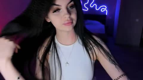 zoedrift online show from 10/20/25, 01:44