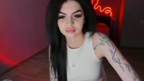 zoedrift online show from 10/27/25, 01:59