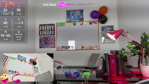 Snapshot of zoee_23 chatting on 11/11/25, 11:21 Zoe online show from 11/11/25, 11:21