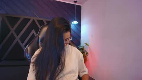 Zoe 3 online show from 02/27/26, 05:24