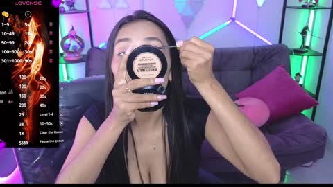 Snapshot of zoee_pamela99 chatting on 01/31/25, 08:33 pamela online show from 01/31/25, 08:33