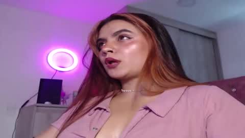 Zoee online show from 06/05/26, 01:12