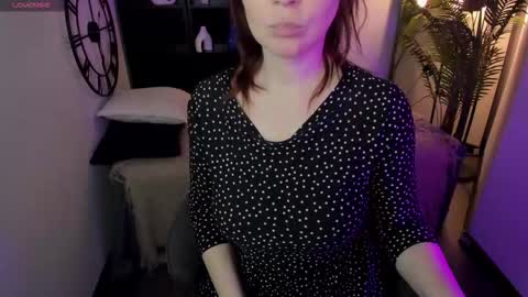 Zoe online show from 11/20/25, 01:22