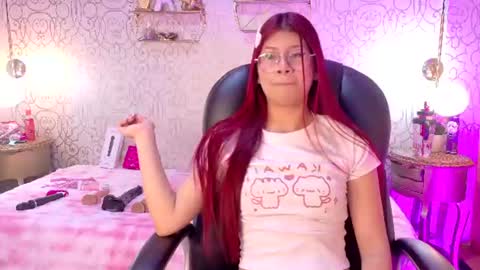 zoeecarter_ online show from 07/01/26, 11:45