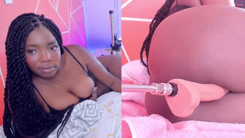 Snapshot of zoeethompson_cm chatting on 02/17/25, 10:14 online show from 02/17/25, 10:14