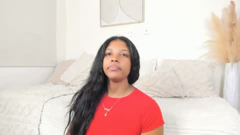 zoegarner10 online show from 06/01/26, 07:37